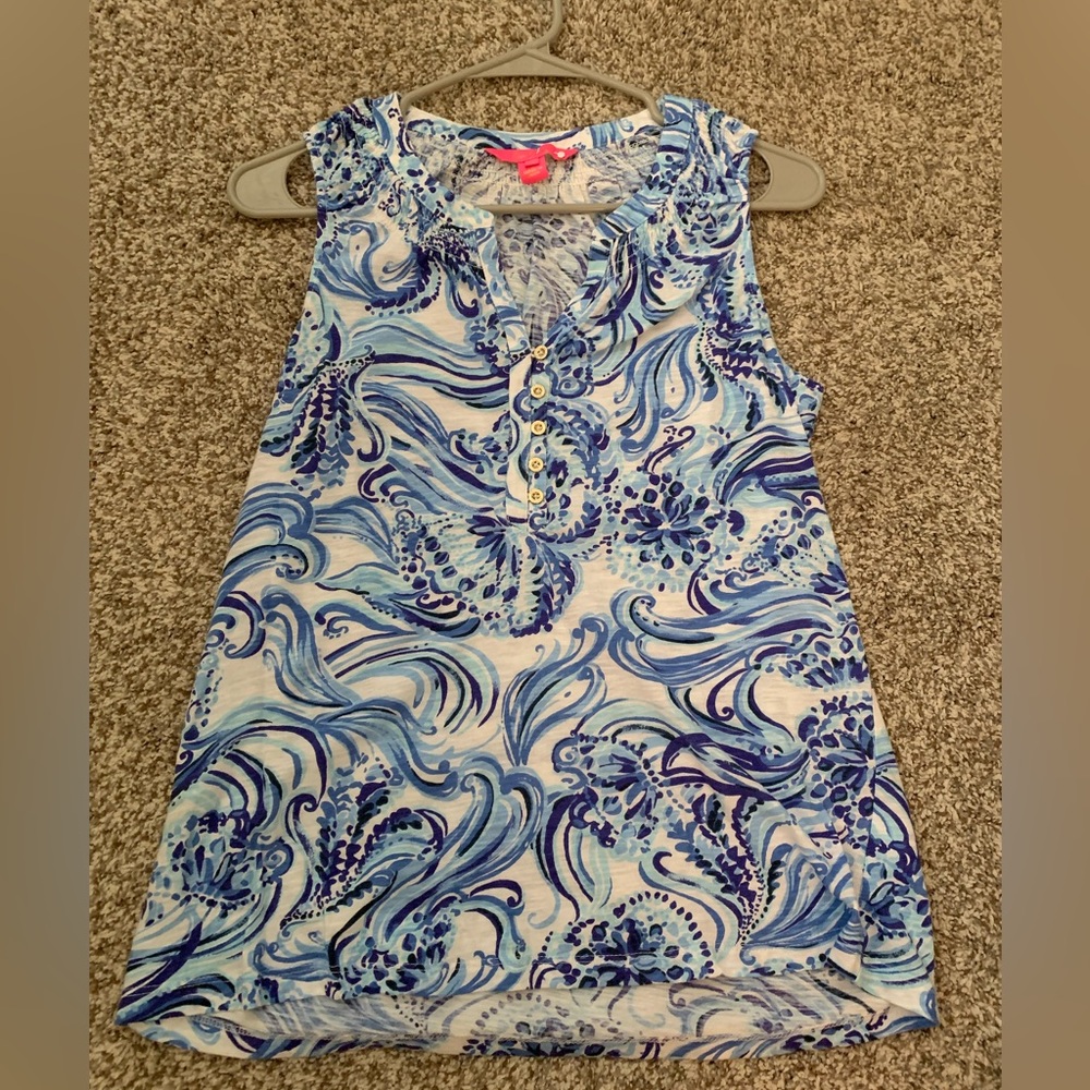 Lilly Pulitzer Blue and White Sleeveless Tank Top
